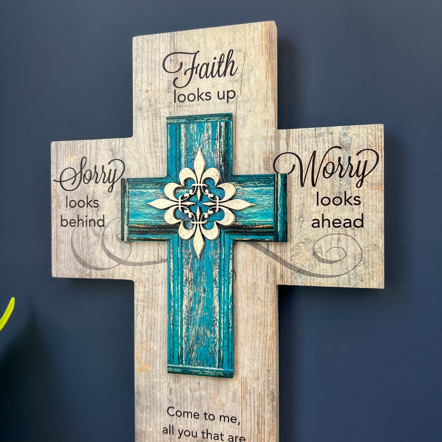 Faith Looks Up Wall Cross