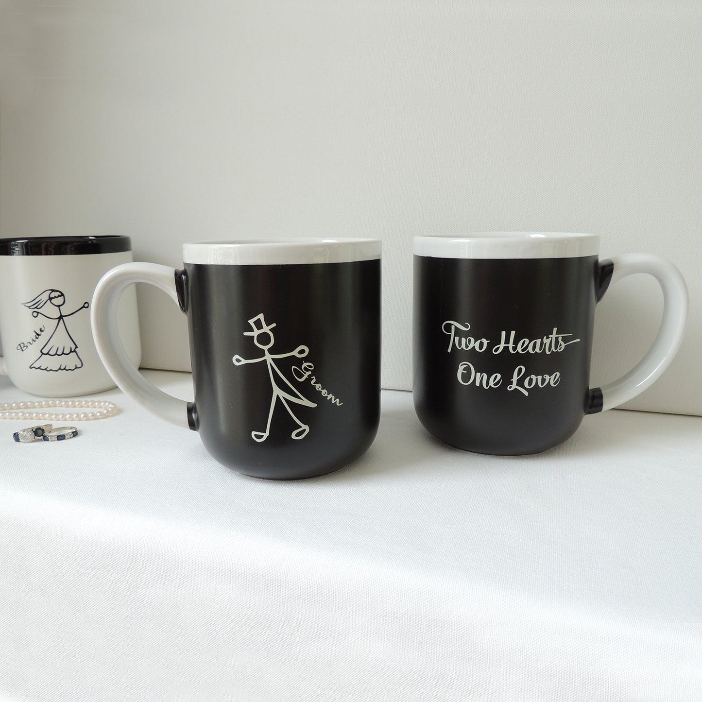 Bride & Groom Contemporary Mug Set